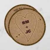 Hart Carved Initialen Hood Tree Rustic Wedding Kaart (Voorkant / Achterkant)