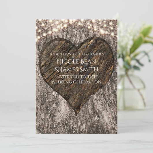 Hart Carved Tree & Lights Wedding Invitations Kaart (Staand voorkant)