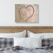Hart dat in een boom is gekapt canvas afdruk (Insitu (Slaapkamer))