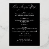 Hart- en Roos-bloemen, legant zwart huwelijk Folie Uitnodiging (Achterkant)