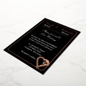 Hart- en Roos-bloemen, legant zwart huwelijk Folie Uitnodiging (Gedraaid)