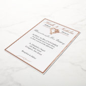 Hart en Rozen, Elegant White Wedding Folie Uitnodiging (Gedraaid)