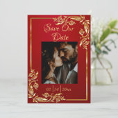 Hart, foto en gouden Lijst op Crimson Save The Date (Staand voorkant)