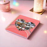 Hart Fotoraster Collage Layout regenboogmonogram Planner<br><div class="desc">Moderne fotoraster van het hartfotoraster met meerdere fotosjablonen om uw favoriete fotoherinneringen toe te voegen. Voeg jouw naam samen met je monogram toe. Fun roze en blauwe regenboog worden toegevoegd achter de collage van het fotohart. De achterkant heeft meerdere hartfoto's en een leuk regenboogvormig vormgegeven. Ontworpen door: Muthology Papery.</div>