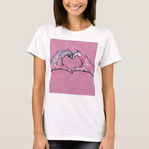 Hart Handen op Roze Achtergrond T-shirt