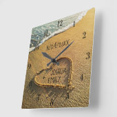 Hart in het Zand Strand Tropisch Zeezicht Vierkante Klok (Hoek)