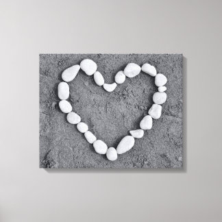 Hart in Pebbles Canvas