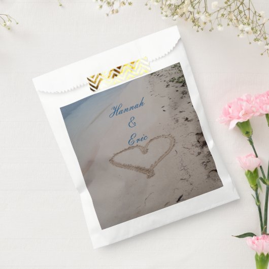 Hart in Zand Beach Bruiloft Bedankzakje (Gezegeld)