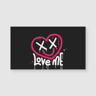 Hart karakter met dode ogen en glimlach gespoten