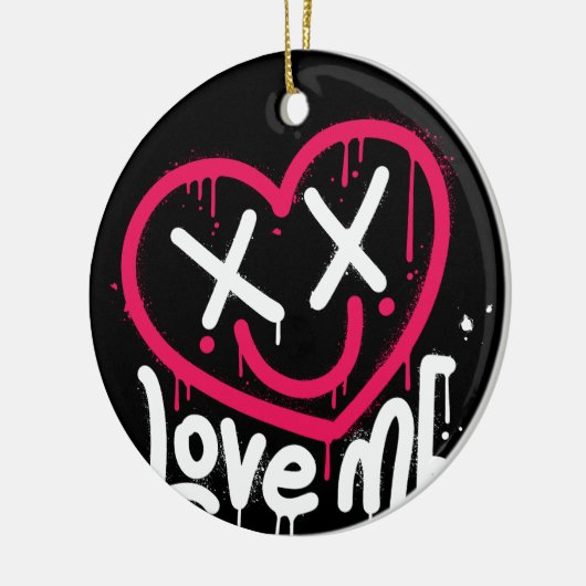 Hart karakter met dode ogen en glimlach gespoten keramisch ornament (Links)