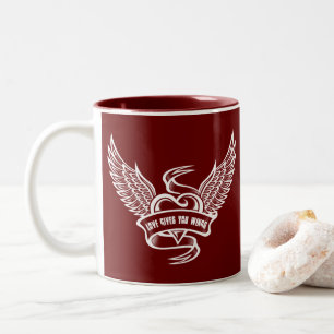 hart met wings, liefde geeft je wonden tweekleurige koffiemok