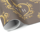 Hart monogram goud op donkerbruine bruiloft cadeaupapier (Rol Hoek)