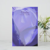 Hart op blauwe magnolibloem - gepersonaliseerd briefpapier (Staand voorkant)