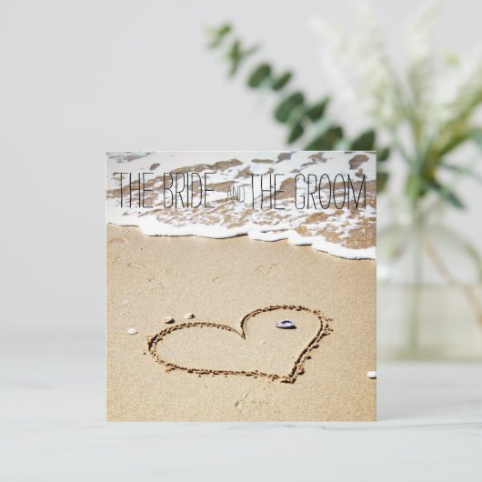 Hart op de uitnodiging voor strandbruiloft (Staand voorkant)