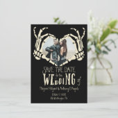 Hart Shaped Skeleton Hands Foto Opslaan Datum Kaart (Staand voorkant)