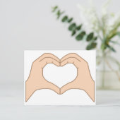 Hart van handen geïsoleerd op een witte achtergron briefkaart (Staand voorkant)