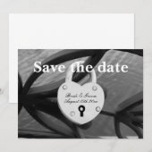 Hart vorm hangslot op hek foto bruiloft save the date (Voorkant / Achterkant)