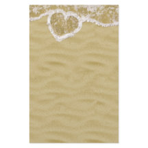 Hart-vormige waterbellen op het strand