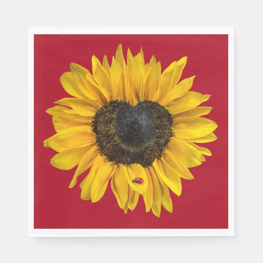 Hart Zonnebloem met lieveheersbeestje op rood Servet (Voorkant)