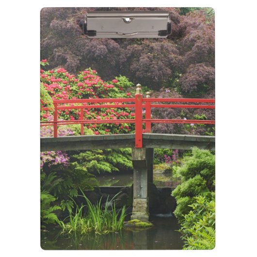 Hartbrug met bloeiende rododendrons, klembord (Voorkant)
