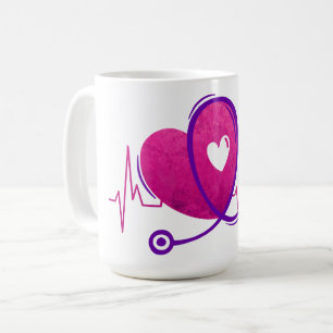Hartcurve met medische stethoscoop 2 koffiemok