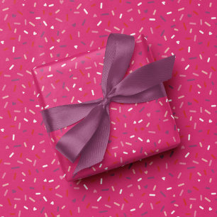 Harten en sproinkers roze paars rood cadeaupapier