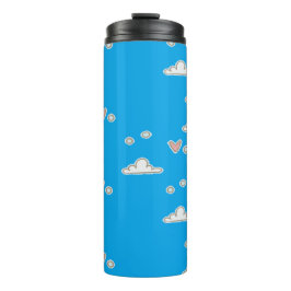 Harten en wolken op blauw thermosbeker