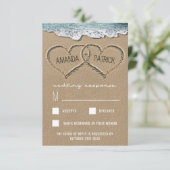 Harten in de Sand Beach Shore bruiloft RSVP Kaarte (Staand voorkant)