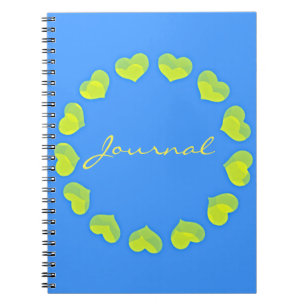 Harten in een Cirkel op het Notitieboek van het Da