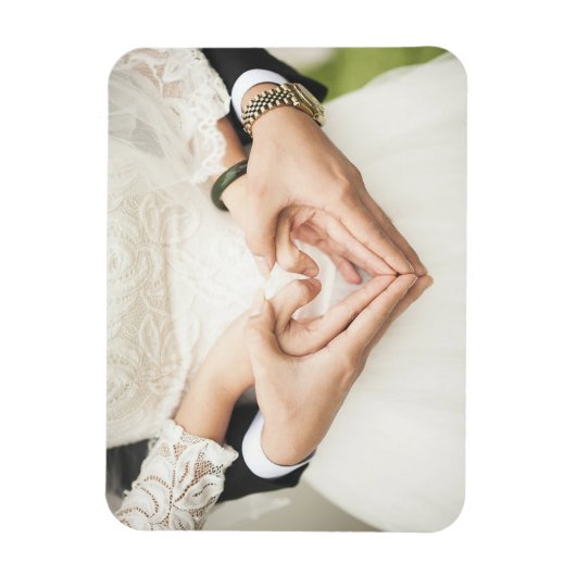 Harten in onze handen bruiloft magneet (Verticaal)