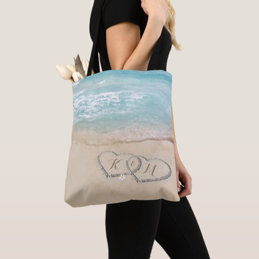 Harten in Zand | Monogram Paar Strand Tote Bag (Dichtbij)