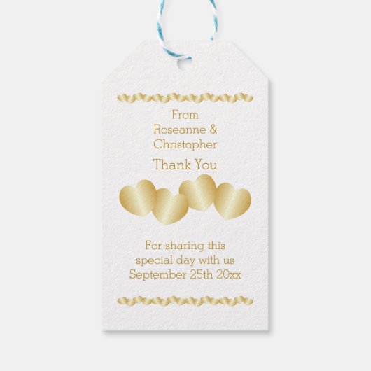 Harten Ontwerp Goudkleurige Bruiloft Cadeaulabel (Achterkant)