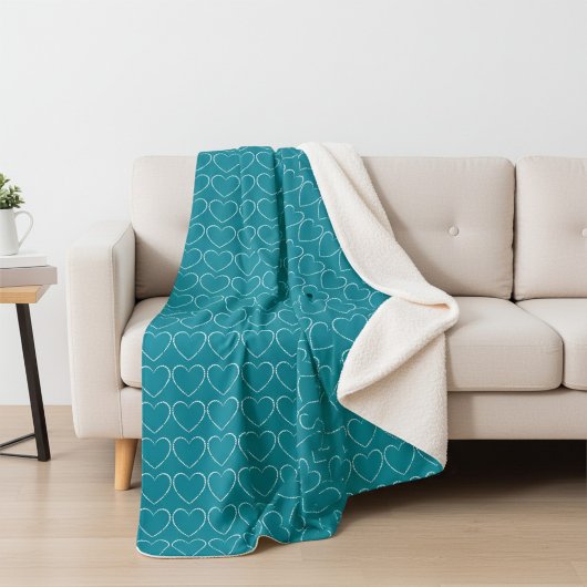 Harten op levendig blauw sherpa deken