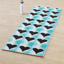 Harten van de zwarte yoga-mat