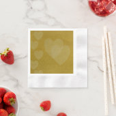 Harten van gouden papieren servetten (Insitu)