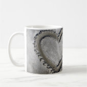 Harten verbonden in het zand koffiemok (Links)