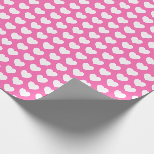 Harten, wit op roze ompakpapier cadeaupapier (Hoek)