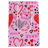 Harten, XOXO Roze Patroonpapier Medium Cadeauzakje (Achterkant)