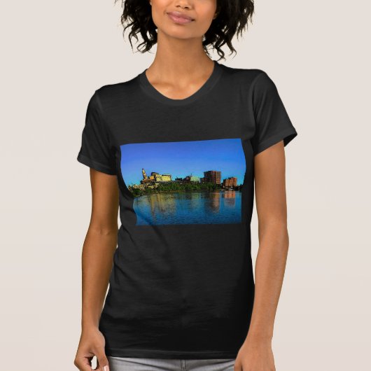 Hartford Connecticut Skyline Cartoon T-shirt (Voorkant)