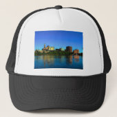 Hartford Connecticut Skyline Cartoon Trucker Pet (Voorkant)
