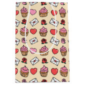 Hartjes en Cupcakes Inpakpapier Medium Cadeauzakje (Voorkant)
