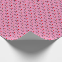 Hartjespatroon op roze inpakpapier voor Valentijns