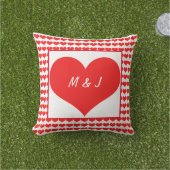 Hartpatronen Monogram Eerste letters Valentijnsdag Buitenkussen (Gras)