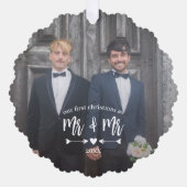 Hartpijlen Eerste Kerstmis Mr & Mr Foto Ornament Kaart (Voorkant)
