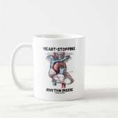 Hartstilstaand ritme binnenin (anatomisch hart) koffiemok (Links)
