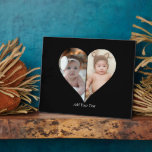 Hartvormig 2 foto collage Poster Fotoplaat<br><div class="desc">Dit Custom Heart Shaped Photo-ontwerp regelt uw favoriete herinneringen prachtig in de vorm van een hart, symboliseert liefde en verbinding. Perfect voor speciale gelegenheden zoals jubilea, bruiloften of Valentijnsdag, dit ontwerp benadrukt uw gekoesterde momenten zinvol en kunstzinnig. De unieke lay-out creëer een visueel boeiende aandenken, ideaal voor geschenken of persoonlijke...</div>