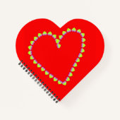 Hartvormig hart op rood notitieboek (Voorkant)