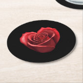 Hartvormig rood roos-bruiloft ronde kartonnen onderzetter (Gebogen)