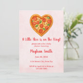 Hartvormige Pizza Baby Shower Uitnodiging (Staand voorkant)