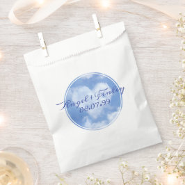 Hartvormige wolk en blauwe lucht Elegante trouwfot Bedankzakje